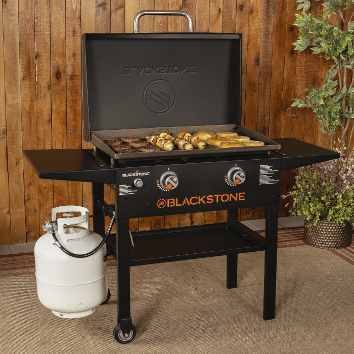 BlackStone 28" Griddle Plancha Gas Grill with Hood