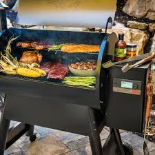 Traeger PRO D2 780 WOOD PELLET GRILL WITH